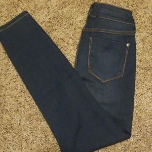NWT skinny dark blue jeans